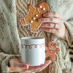 Dziecięcy kubek z kamionki ze świątecznym uchem - Ginnie, Brown / Bloomingville Mini