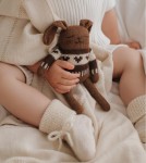 Dziergany królik z wełny alpaki - dark mocha jaquard sweater / Main Sauvage