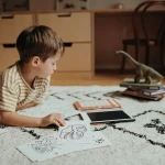 Podświetlany tablet do rysowania KIDYDRAW-MINI - dinozaury / Kidywolf