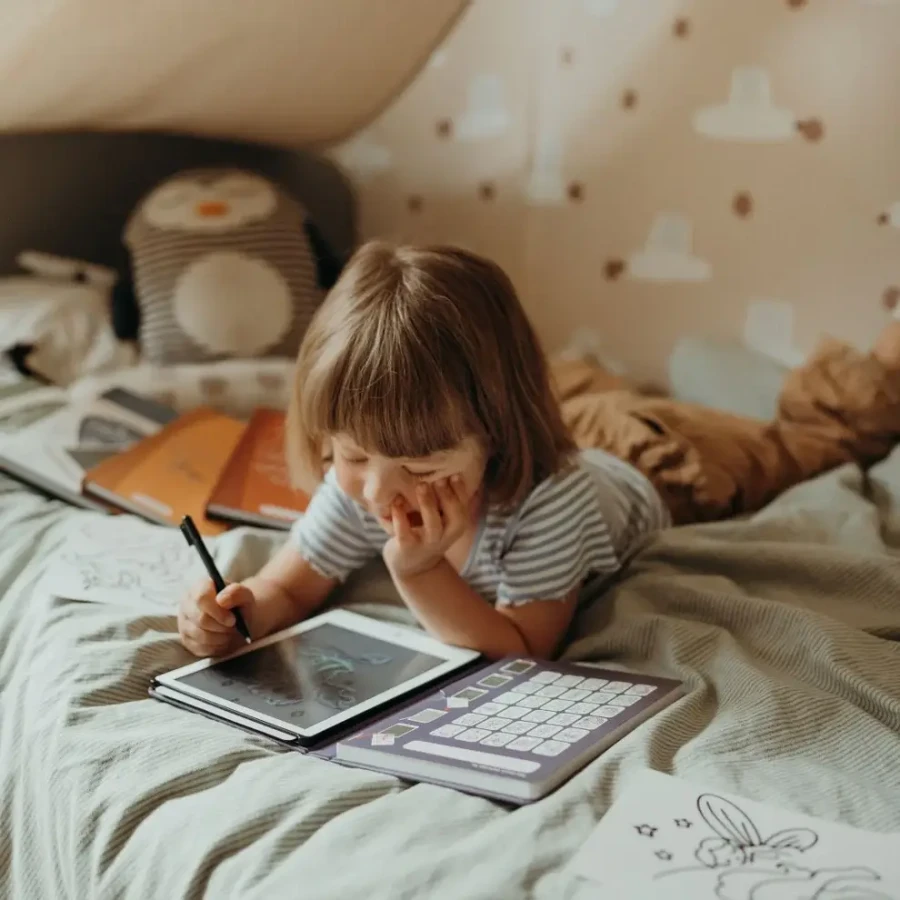Podświetlany tablet do rysowania KIDYDRAW-MINI - dawno dawno temu / Kidywolf