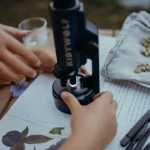 Przenośny mikroskop KIDYMICROSCOPE / Kidywolf