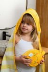 Ręcznik z kapturem - Lola Lemon / the cotton cloud