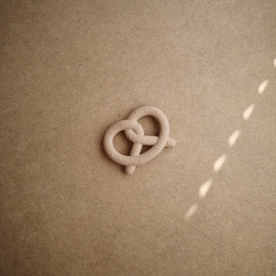 Gryzak Pretzel - Natural / Mushie
