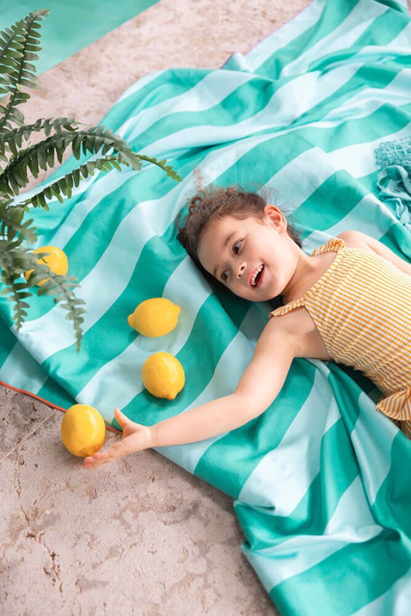 Dwustronny ręcznik plażowy PlayTowels - Safari / QUUT