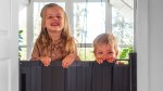 BabyDan Bramka ochronna ALMA, składana automatycznie - black / BabyDan
