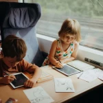 Podświetlany tablet do rysowania KIDYDRAW-MINI - zwierzęta dookoła świata / Kidywolf