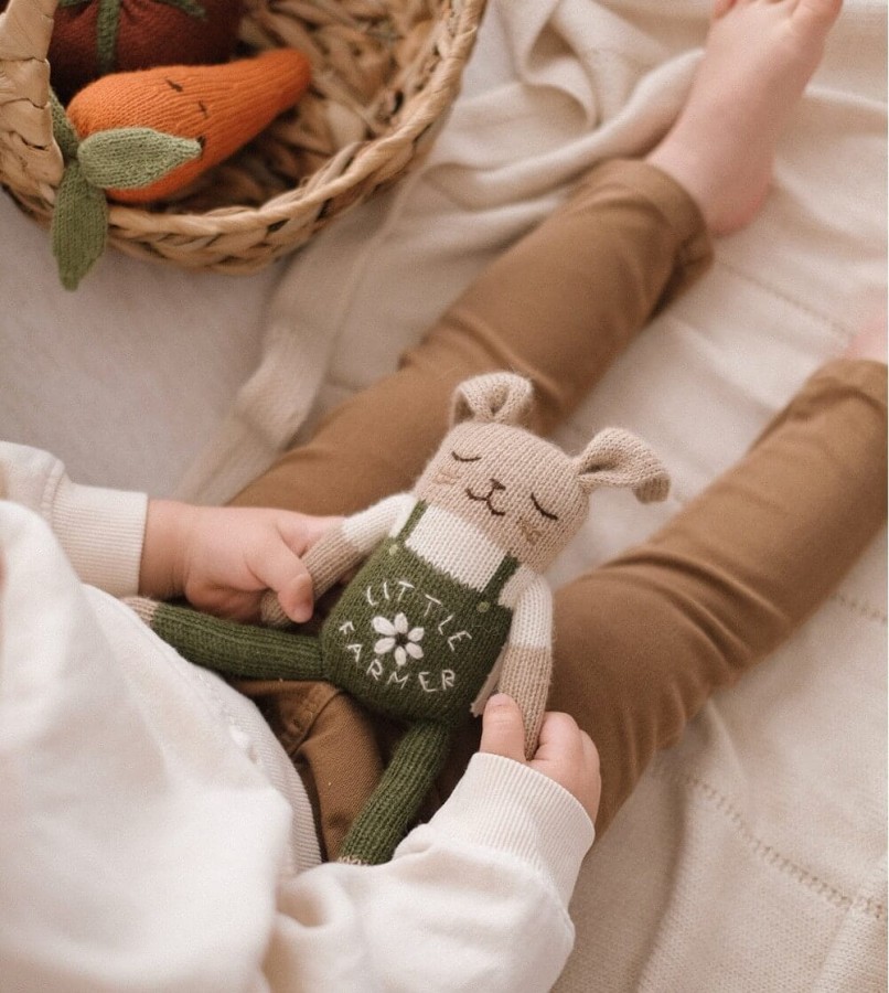 Dziergany królik z wełny alpaki - little farmer / Main Sauvage