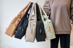 Torba dla mam z akcesoriami Everyday almond / Lassig Green Label