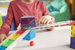 Klocki magnetyczne Rail Racers 33 el. / Magna-Tiles