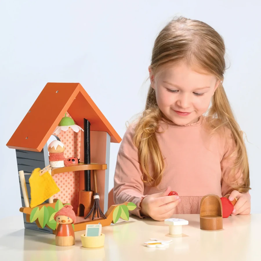 Gniazdko rodziny Robin / Tender Leaf Toys