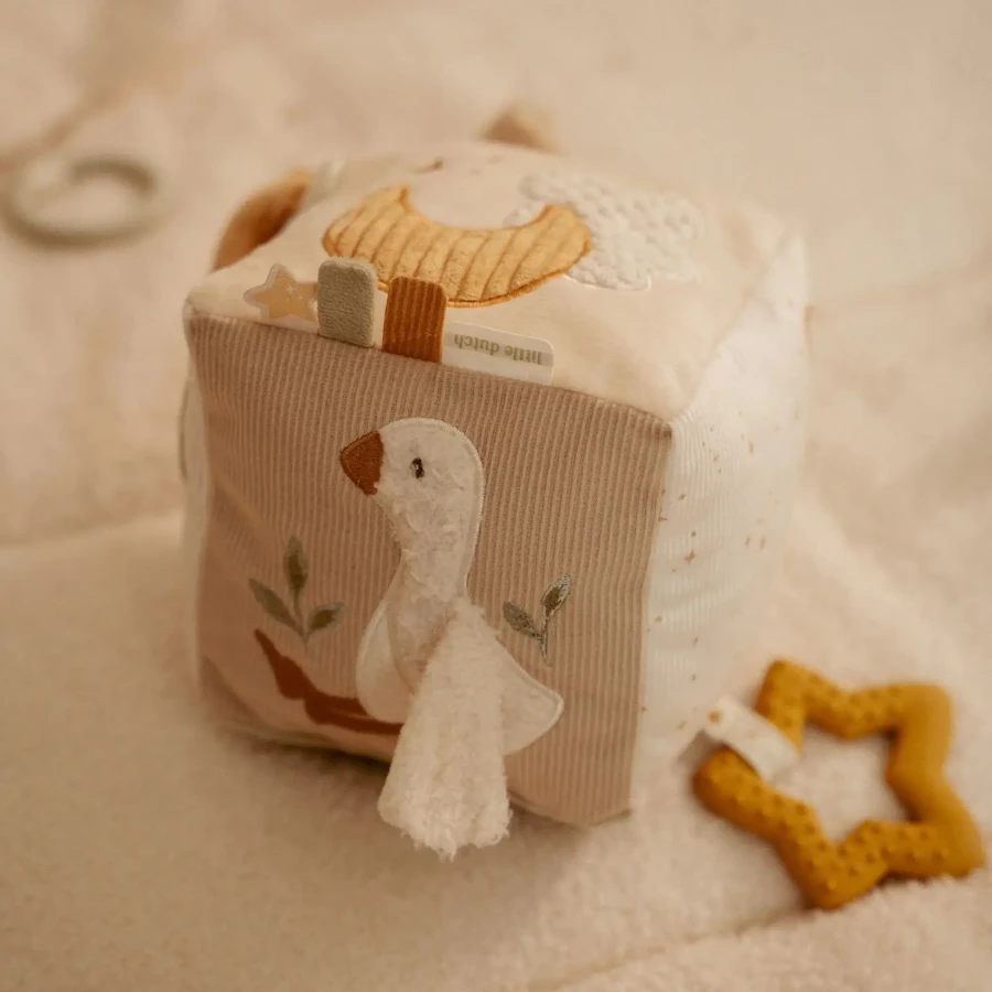 Kostka aktywizująca Newborn Naturals / Little Dutch
