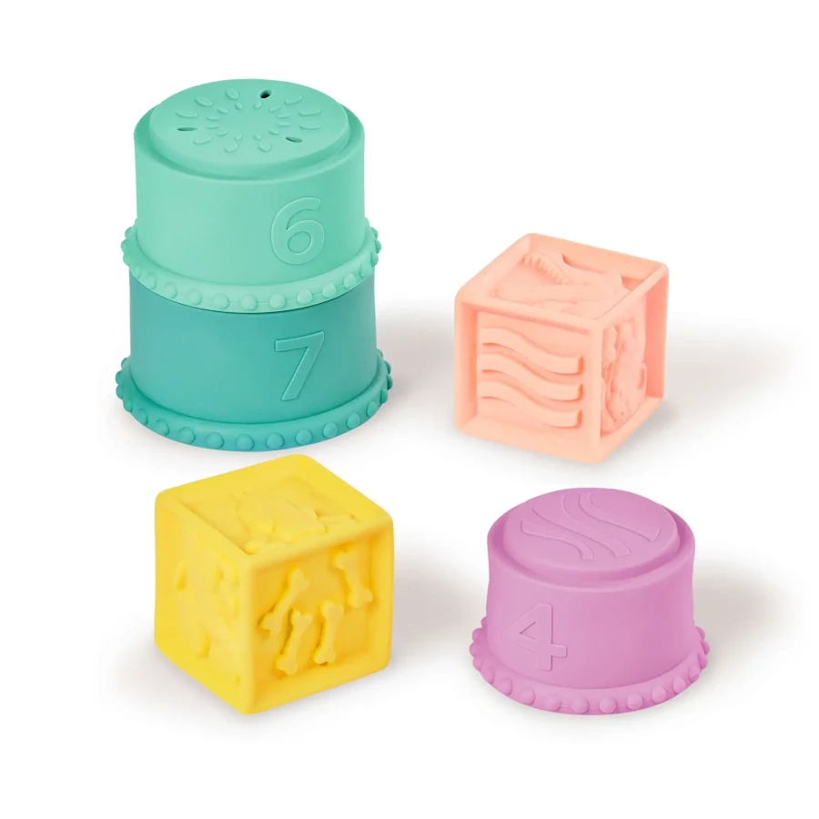 Stackin’ Squishies – miękkie kubeczki i klocki sensoryczne 2w1 / B.Toys