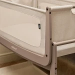 wielofunkcyjne łóżeczko dostawne SnuzPod5 - mocha / Snuz