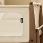 Wielofunkcyjne łóżeczko dostawne SnuzPod5 - walnut / Snuz