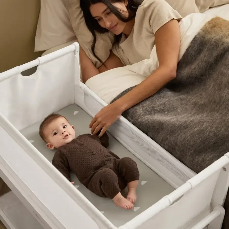 Wielofunkcyjne łóżeczko dostawne SnuzPod5 - white / Snuz