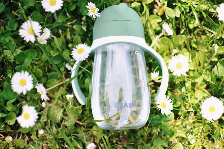 Bidon tritanowy ze słomką, 300 ml - sage green / Beaba