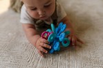 Gwiazdka Okee. Zabawka Sensoryczna / Mobi