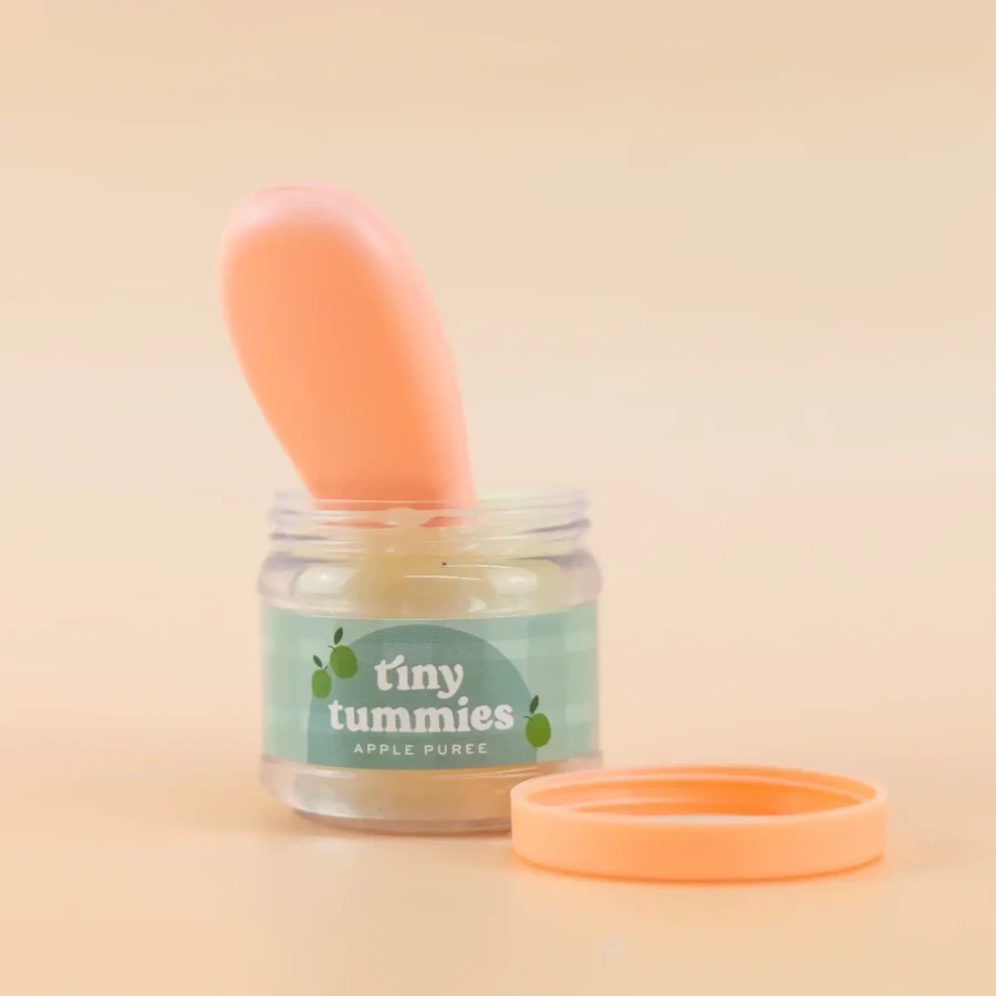 Zestaw Tiny Tummies Słoiczek i Łyżeczka, Jabłko / Tiny Harlow