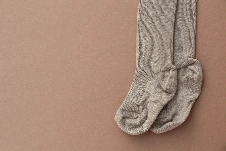 Rajstopki bawełniane ze stopkami Footed - Peanut Blend / Silly Silas