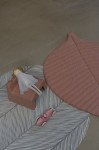 Mata do zabawy z bawełny organicznej w kształcie liścia - Sea Shell / Toddlekind