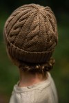 Czapka warkocz 100% wełny merino Owieczka - orzechowy / Kopyto