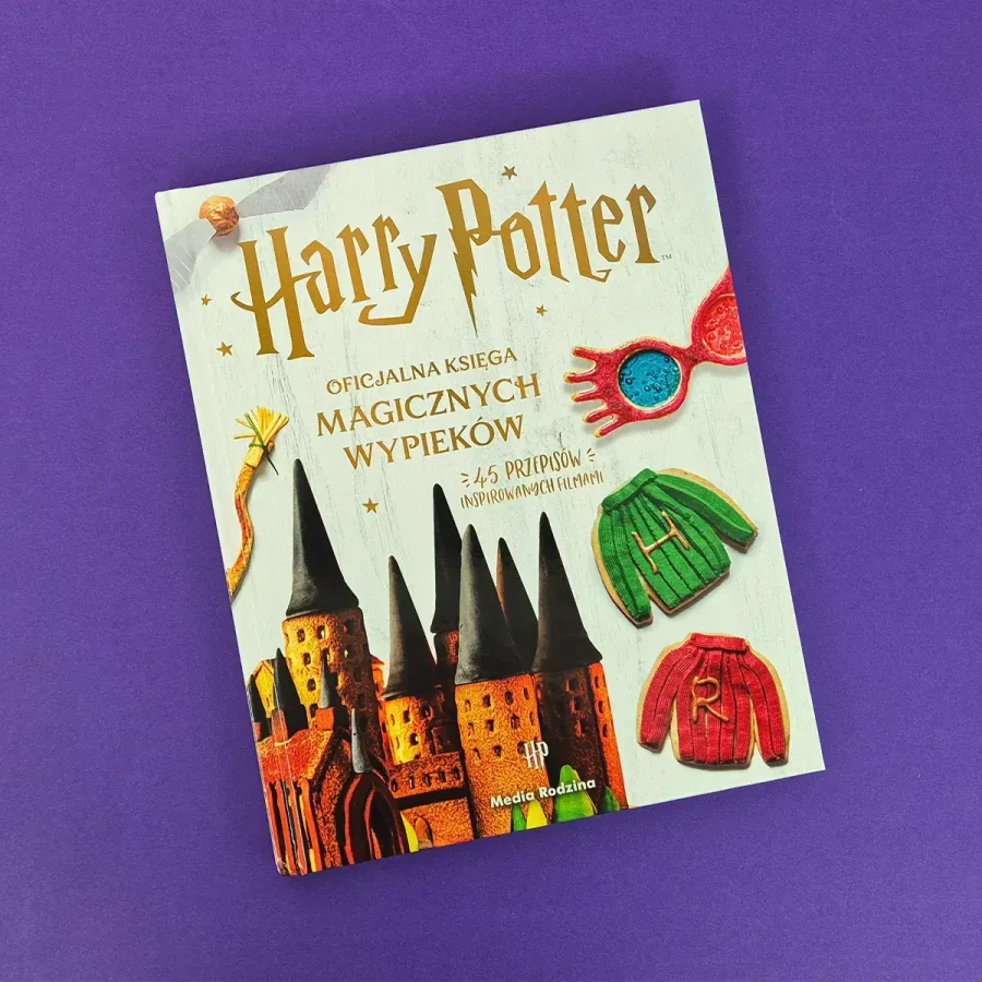 Harry Potter. Oficjalna księga magicznych wypieków / Media Rodzina