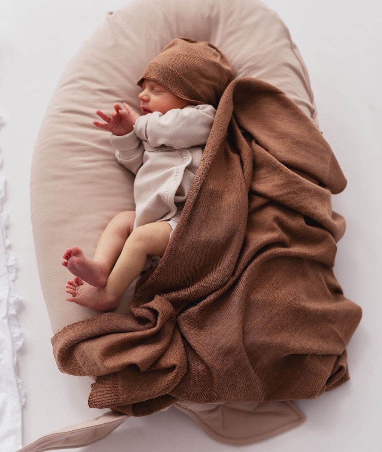 Poduszka ciążowa uniwersalna NEST - nugat / Puuki