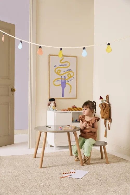 Zestaw mebli stół + krzesełka KID'S BASE - Brąz / Kid's Concpet