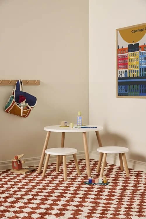 Zestaw mebli stół + krzesełka KID'S BASE - Biel / Kid's Concpet