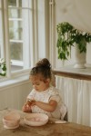 Śliniaczek - petit river rose / Elodie Details