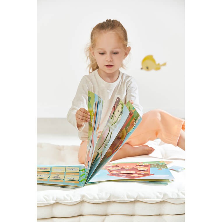 Książeczka z zadaniami Busy Book Farma 3+ / Janod