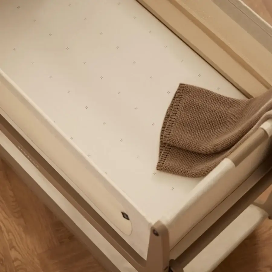 Zestaw 2 prześcieradeł do łóżeczka dziecięcego SnuzPod - cashmere, cross / Snuz