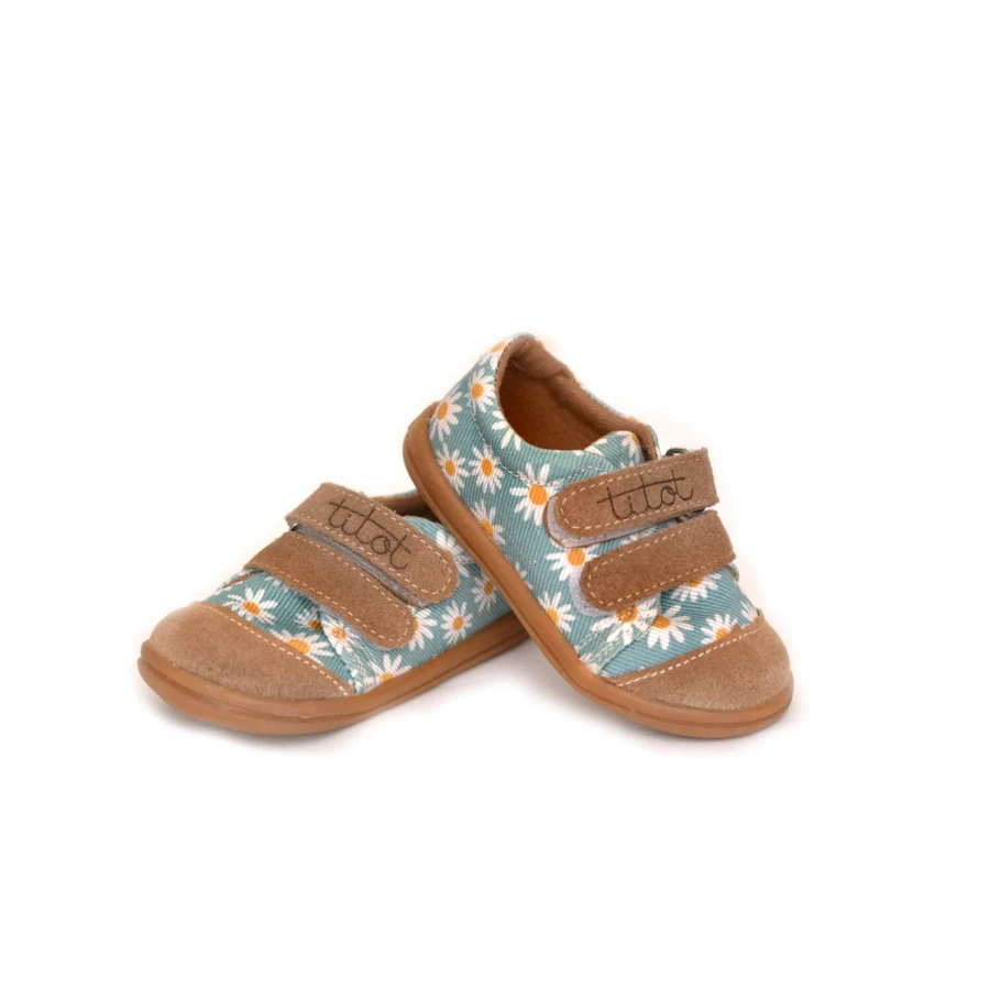 Trampki na plac zabaw, do żłobka, przedszkola - BLUE DAISY / TITOT