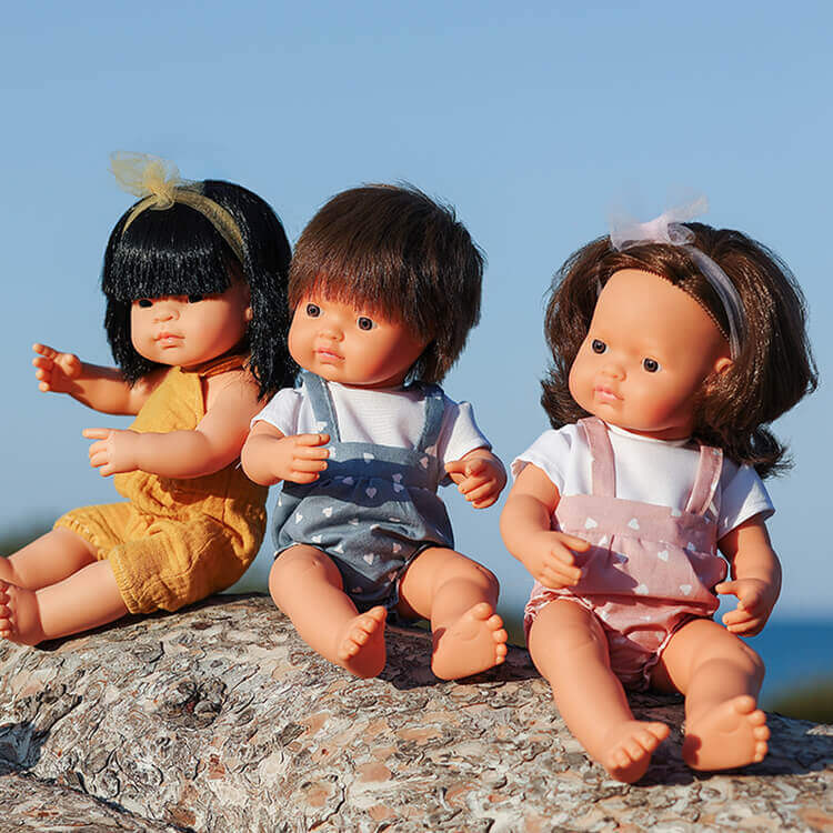 USZKODZONE OPAKOWANIE: Lalka dziewczynka Europejka Brązowe włosy My Friends & Me, 38cm / Miniland Doll