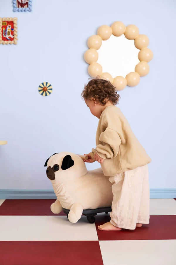 Jeździk piesek mops Peg / Kid's Concept