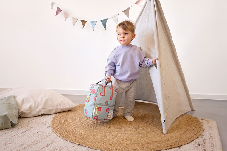 Plecak mini kwadratowy Happy Trails Flower / Lassig