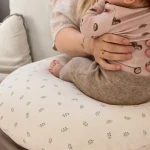 Poduszka do karmienia - Cream stripe / Sebra