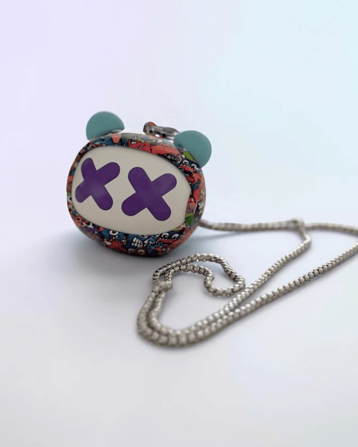 GOAT Earbuds Graffiti słuchawki bezprzewodowe z etui i wisiorkiem / Kiddoboo