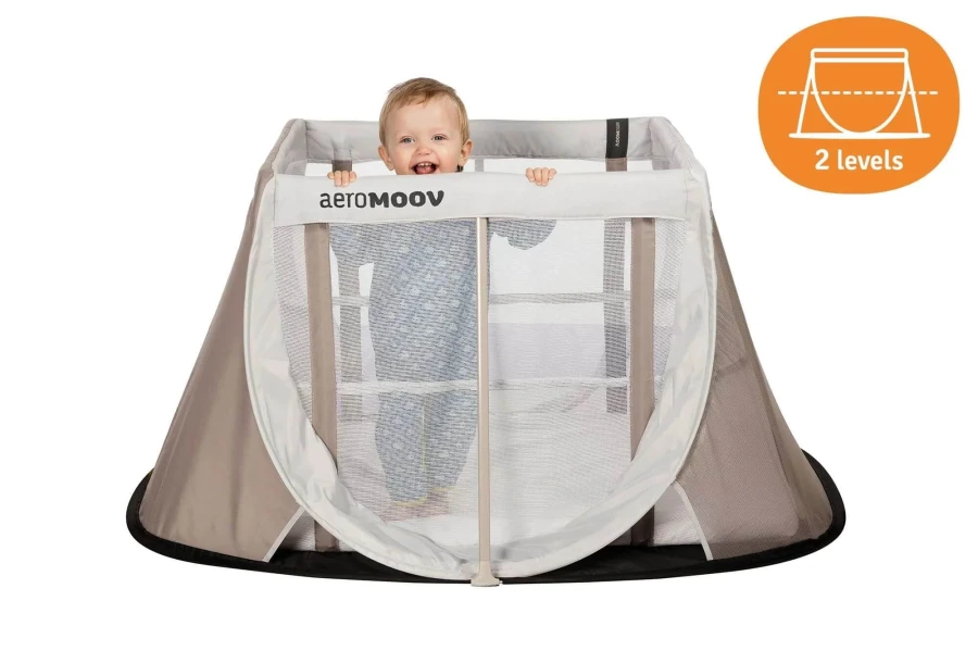 Łóżeczko turystyczne Instant Travel Cot - White Sand / AeroMoov