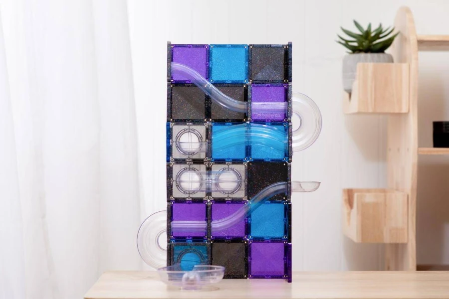 Klocki magnetyczne kulodrom Ball Run Galaxy Pack 61 el. / Connetix