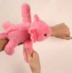 Pluszowa bransoletka Slap Aksolotl Podcoll / Histoire d'Ours