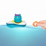 Pull & Go Rider – łódka z napędem i rozkręcaną sikawką / B.Toys