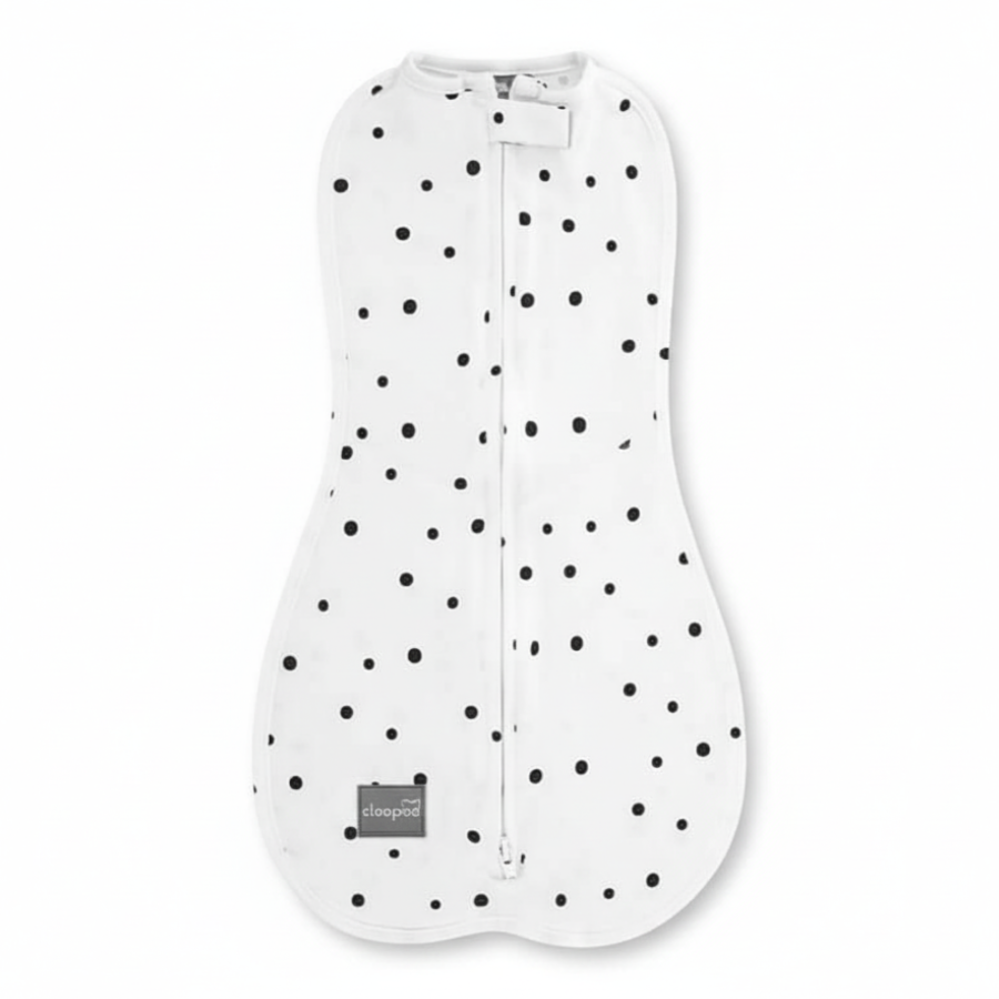 Otulacz FIRST STEP Czarne kropki z czapeczką / Sleepee