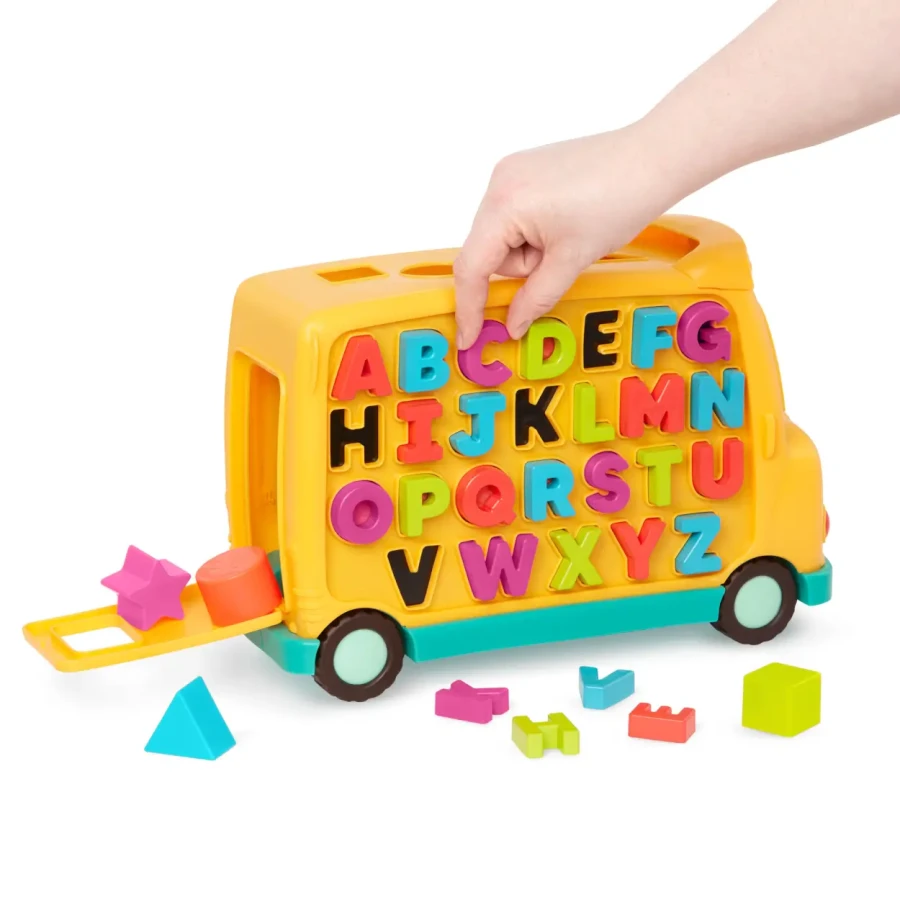 AlphaBus – Autobus z alfabetem magnetycznym / B.Toys