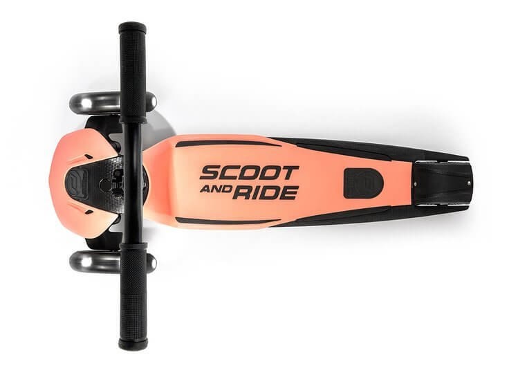 Highwaykick 5 LED Hulajnoga trójkołowa balansowa ze świecącymi kółkami 5+ Peach / Scootandride