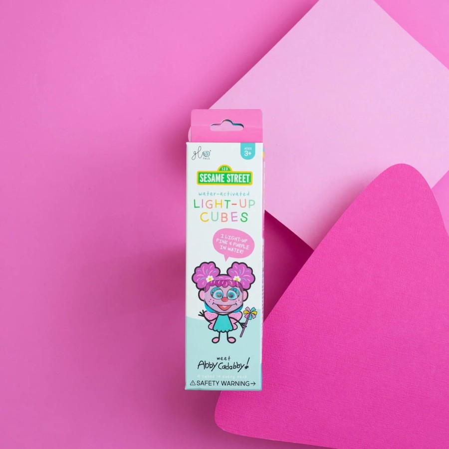 Glo Pals zestaw 4 kostek sensorycznych świecących w wodzie - Abby z serii Ulica Sezamkowa