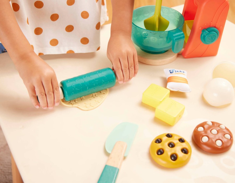Mini Chef – Mix & Bake Playset – drewniany mikser z akcesoriami i składnikami do pieczenia ciast / B.Toys