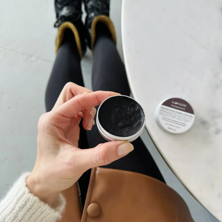 Brązowe mydło do stylizacji brwi z odżywką x Stylizacje, 30ml / Lullalove