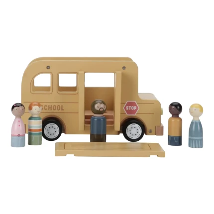 Szkolny autobus FSC / Little Dutch
