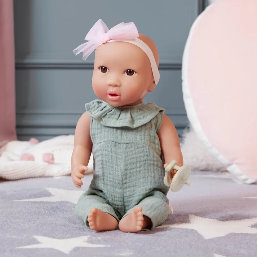 Lalka niemowlę ze smoczkiem, w muślinowym ubranku i opasce / LullaBaby